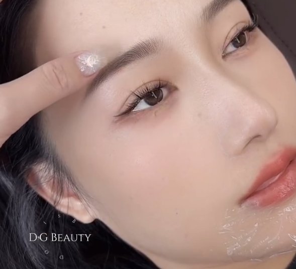 SG Eyebrows